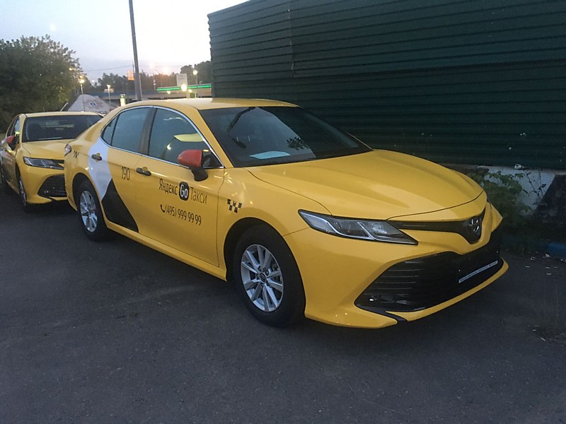 TOYOTA CAMRY VIII   3000 руб.